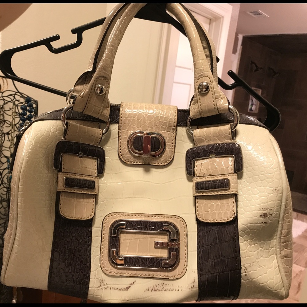 Guess bag